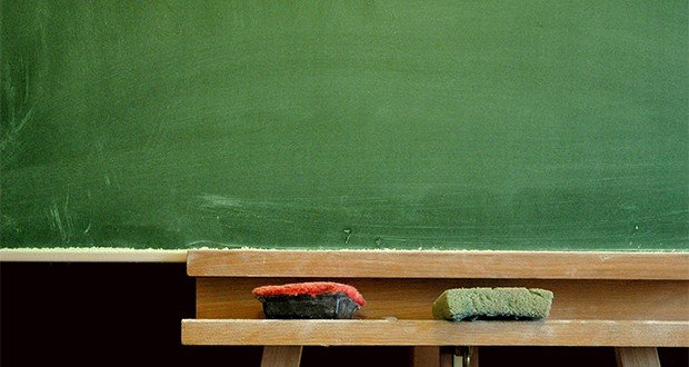 Parteneriate între școlile de top din marile orașe și cele din zonele dezavantajate. Planul ministrului David