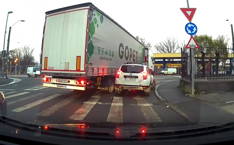 Trafic à la Cluj. Varză / “Nu sta lângă tiruri”. M-o învățat tata