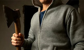 „Justițiarul de Cluj”, condamnat pentru instigare publică: le-a cerut românilor să iasă în stradă cu drujbe și topoare