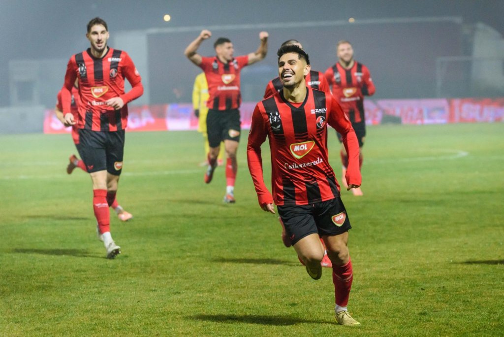 CFR Cluj a aflat cât trebuie să plătească pentru jucătorul dorit de Pancu. Prețul stabilit de Csikszereda