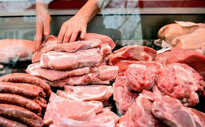 Cât costă carnea de porc în supermarketuri înainte de Crăciun 2025