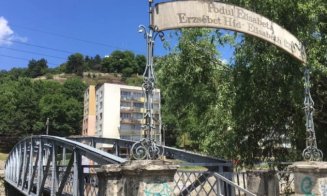 Undă VERDE pentru modernizarea Podului Îndrăgostiților din Cluj. Lacătele, îndepărtate și relocate. Lucrări de aproape 8 milioane lei