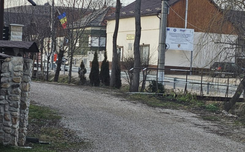 Mai multe drumuri dintr-o comună clujeană, puse la punct de CJ Cluj. Au fost distruse de ploi