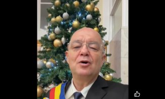Emil Boc a transmis Plugușorul de Anul Nou clujenilor și românilor: „Clujul drag să strălucească, România să trăiască!”