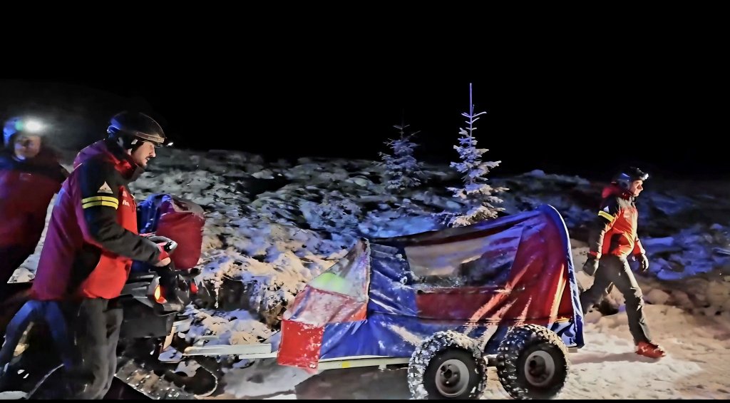 Zi de foc pentru salvamontiști pe munte: Zeci de apeluri de urgență. S-a intervenit și la Cluj