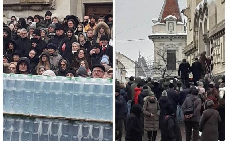 Boboteaza la Cluj: Mii de credincioși au participat la slujba de la Catedrala Mitropolitană