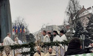 Boboteaza la Cluj: Mii de credincioși au participat la slujba de la Catedrala Mitropolitană
