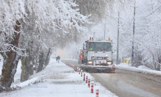 Primăria Turda face apel la cetățeni: „Parcați regulamentar pentru ca utilajele de deszăpezire să poată interveni eficient pe toate străzile”