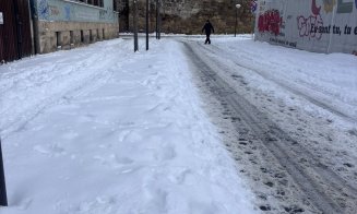 Un deputat clujean critică deszăpezirea din oraș: „După declarații, zăpada a fost strânsă. După poze, se vede clar cât”
