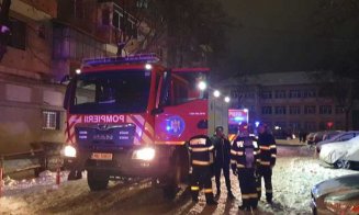 Explozie de butelie într-un apartament: un bărbat grav rănit și mai multe persoane asistate medical. Planul roșu a fost activat