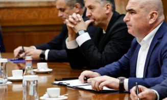 Ilie Bolojan i-a mulțumit lui Daniel David pentru activitatea la Ministerul Educației: "Nu este foarte ușor în aceste luni să fii ministru"