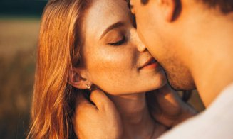 Studiu alarmant! ”Boala sărutului” ar putea declanșa scleroza multiplă
