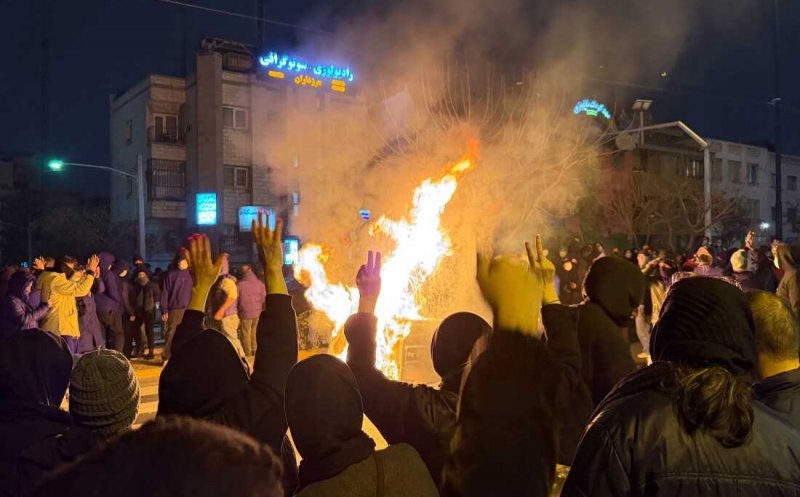 Avertisment MAE pentru cetățenii români din Iran: PĂRĂSIȚI IMEDIAT ȚARA!