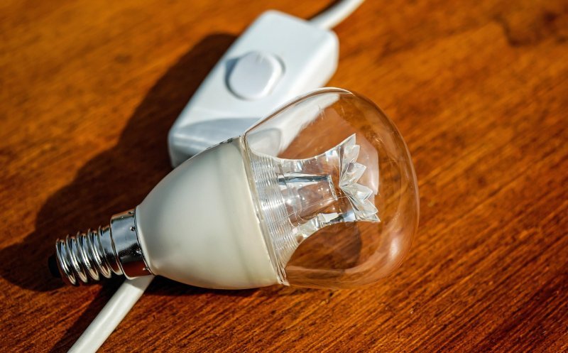 Cum poți scădea cu până la 35% facturile la energie electrică