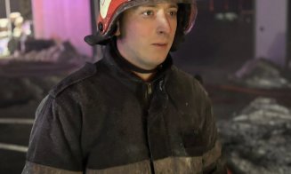 Fotografii din prima linie: Intervenție-maraton de 13 ore a pompierilor clujeni la incendiul devastator din Iclod