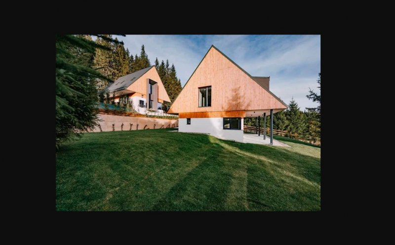 Cât costă două vile contemporane în inima Apusenilor