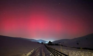 Spectacol de culori pe cerul Clujului. Aurora boreală, vizibilă în mai multe zone / Imagini superbe și din avion