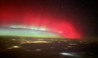 Spectacol de culori pe cerul Clujului. Aurora boreală, vizibilă în mai multe zone / Imagini superbe și din avion