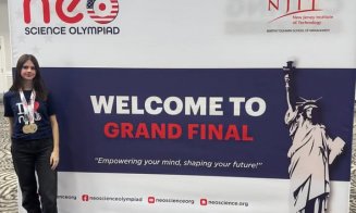 Performanță triplă în SUA pentru eleva unui liceu din Cluj-Napoca! S-a întors cu trei medalii de la Olimpiada Internațională NEO Science 2026