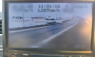 Un șofer a rămas pieton după ce a fost prins cu 127 km/h pe un drum din Cluj. Să vezi ce amendă uriașă trebuie să plătească!