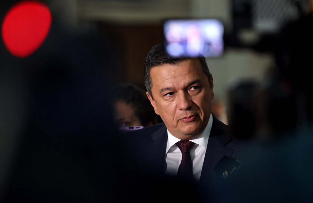 Grindeanu: „Nu e vorba de servilism, vorbim de securitate. Când principalul furnizor de securitate pentru ţara ta îţi adresează o invitaţie să participi la un Consiliu pentru pace spui DA, fără rezerve”