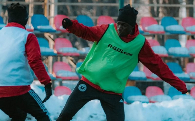 Oucasse Mendy, caracterizat de noul său antrenor: "E un jucător tehnic, ne poate fi de folos"