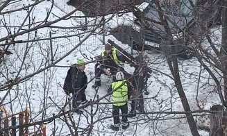 Decât nimic, mere și așa: Pauză - pauză - lopată - pauză. Se sparge ”patinoarul” de pe Padin?