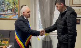 Adolescentul care l-a salvat pe unul dintre cei doi copii căzuți în Someș, premiat pentru gestul său. Ce i-a oferit primarul