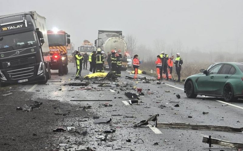 Cum s-a produs cea mai mare tragedie rutieră din acest an: 7 morți într-un accident cu un TIR, un microbuz și alte doua vehicule