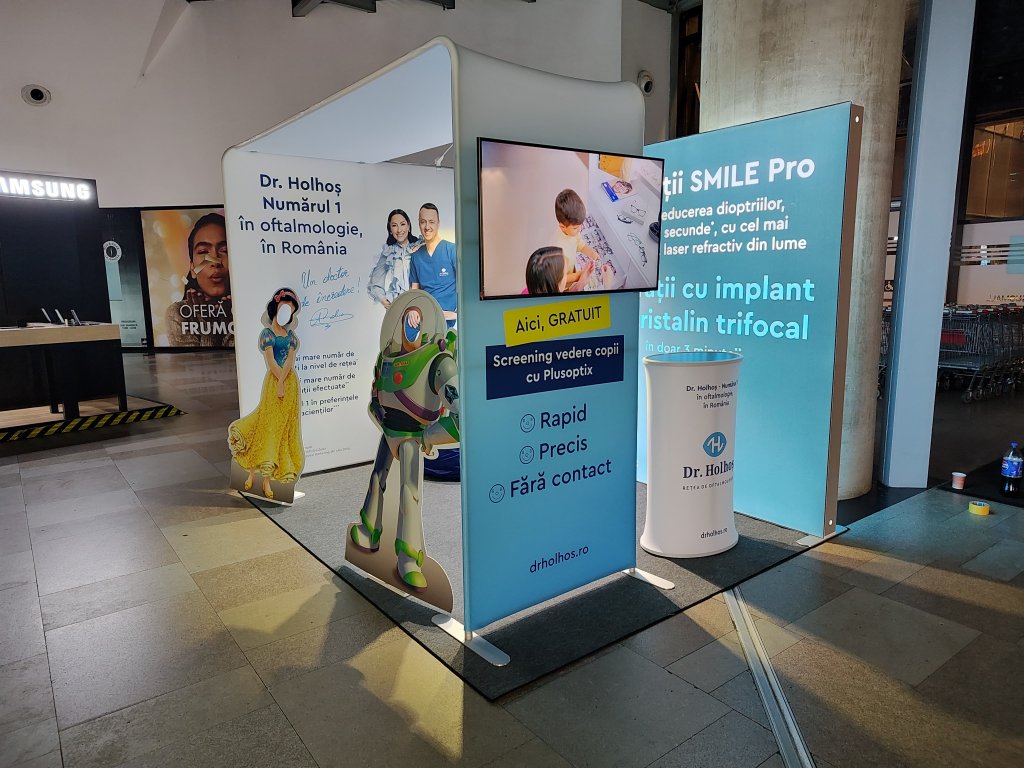 Screening oftalmologic pentru copii, oferit gratuit de Clinicile Dr. Holhoș în Iulius Mall