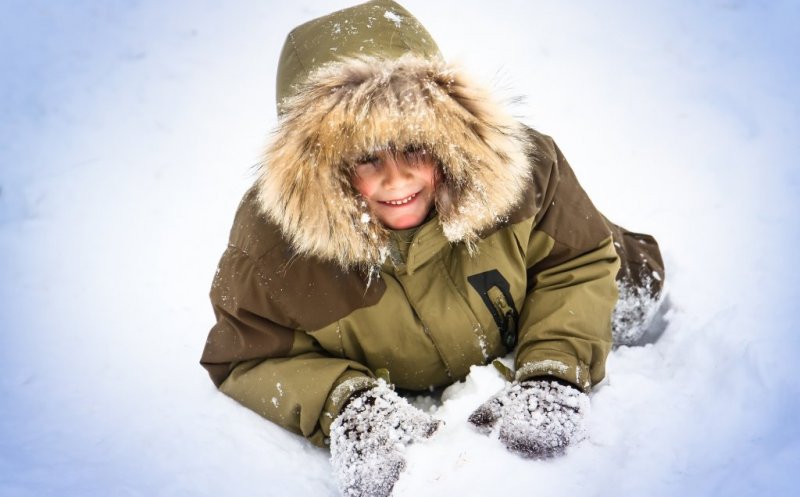 Ultima zi de cursuri! Elevii din Cluj intră în vacanța "mobilă"/ Calendarul școlar până la vară