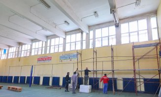 Sălile de sport de la mai multe școli din Turda, modernizate. “Mai eficiente, mai sigure și mai prietenoase cu mediul”