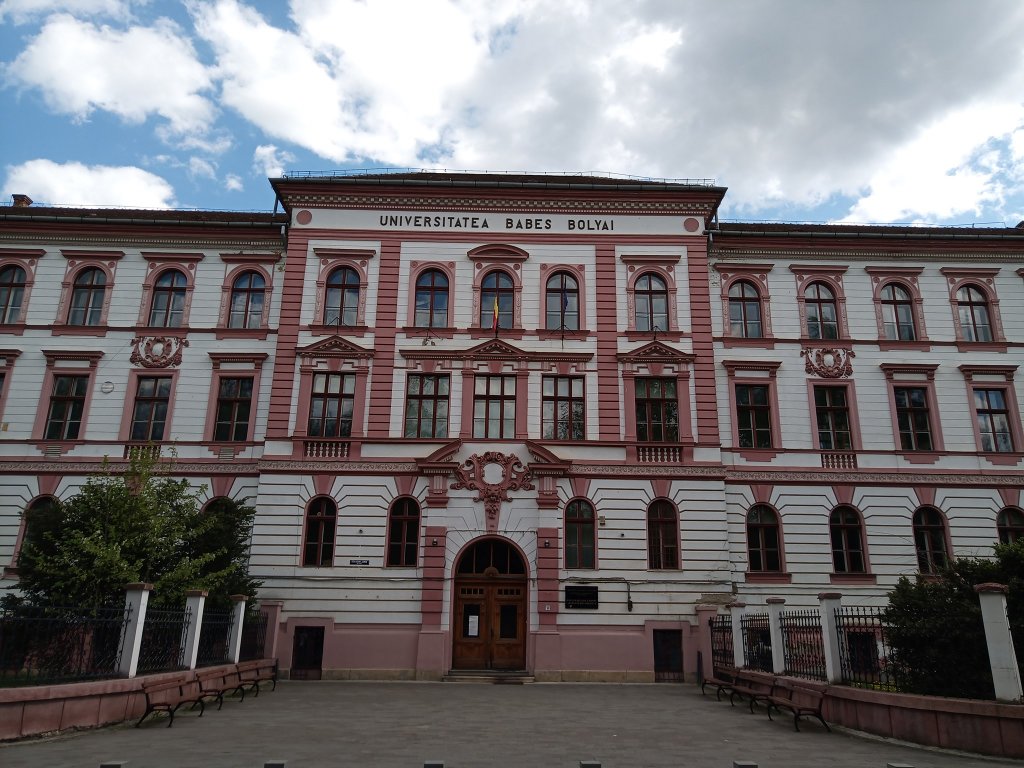 Cercetătorii UBB Cluj, autori ai unui studiu publicat într-una dintre cele mai prestigioase reviste științifice