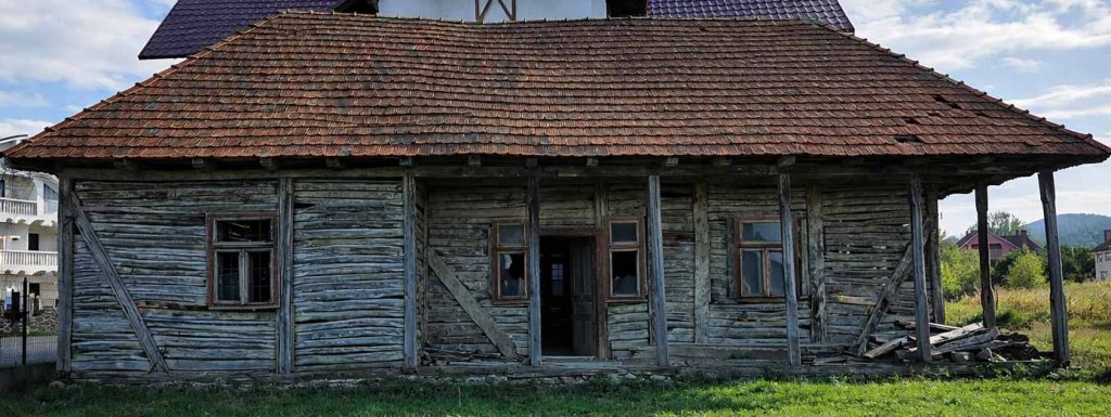 O casă a unei familii de evrei deportată în lagărele naziste a ajuns în Parcul Etnografic de la Cluj