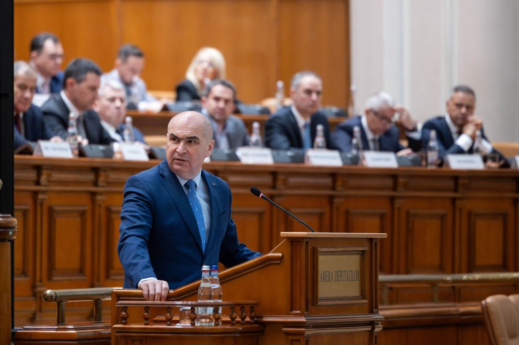 Explicațiile premierului Bolojan după intrarea României în recesiune: „Face parte din costul anticipat al acestei tranziții, care ne va duce la o economie solidă”