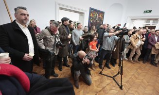 Liviu Alexa debutează ca pictor cu expoziția "Noi suntem Apocalipsa" / Lucrări de 20.000 de euro vândute în seara vernisajului