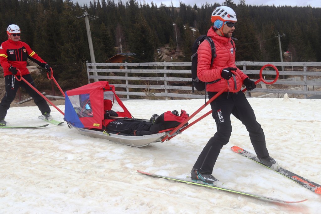 Vacanța elevilor a umplut pârtiile și a mobilizat salvatorii montani: câte intervenții au avut loc în Cluj