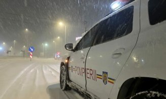 Ninsorile paralizează transportul în mai multe zone din țară:: autostrăzi și drumuri închise, zboruri anulate și trenuri întârziate