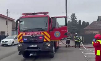 Incendiu puternic într-un bloc din Florești: doi copii și un adult s-au autoevacuat