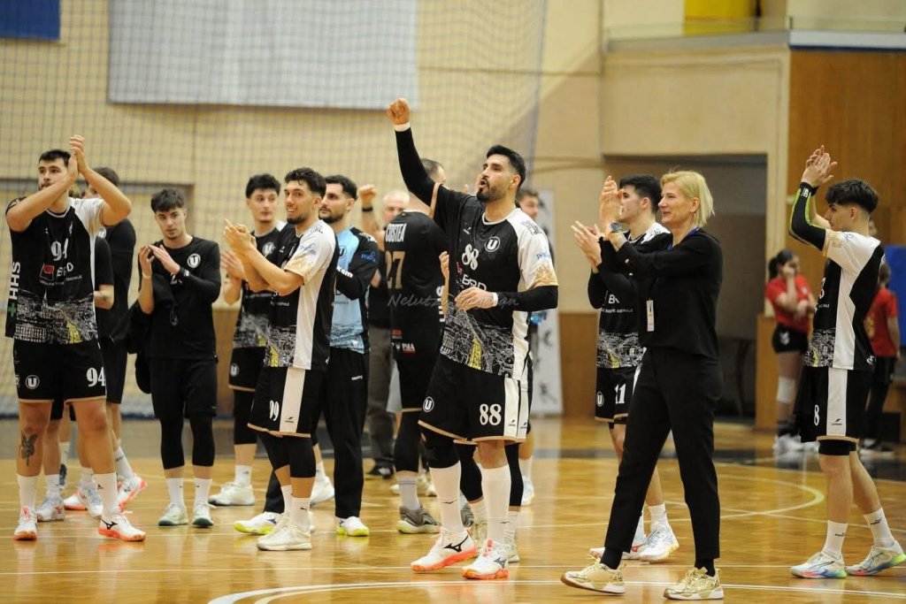 Duel de foc în handbalul clujean. "U" și Potaissa se întâlnesc în Liga Zimbrilor