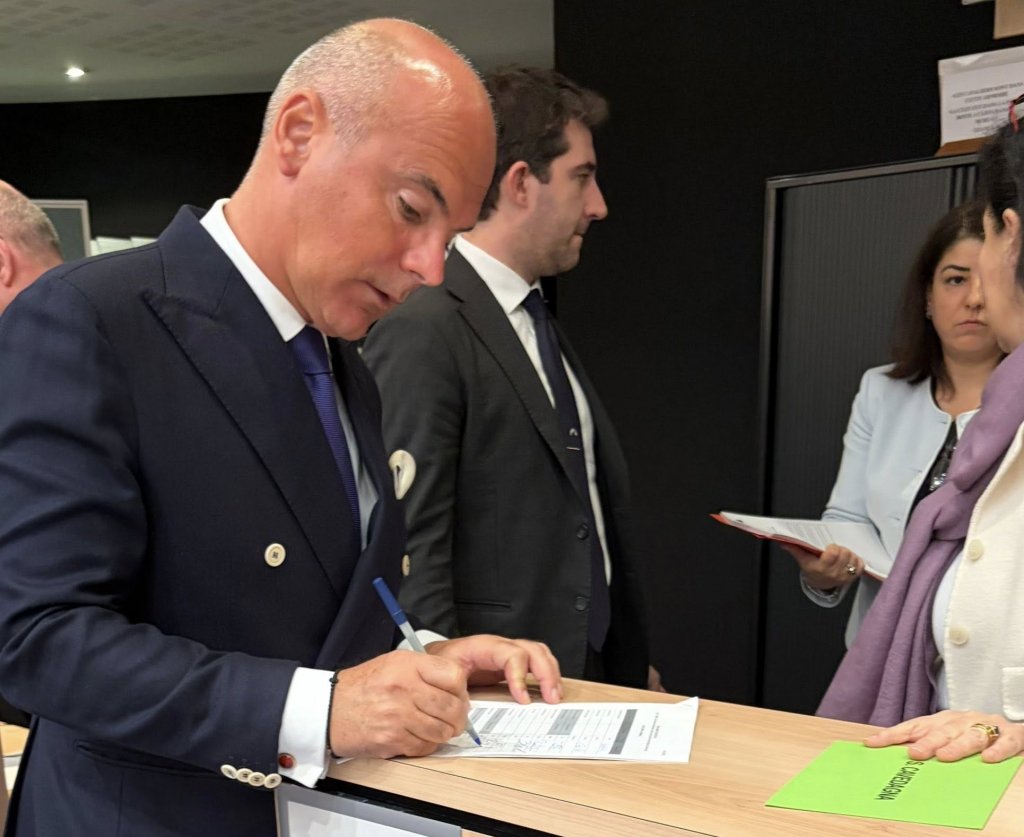 Rareș Bogdan anunță că votul pe Acordul comercial UE-SUA ar putea fi amânat: „Deciziile Curții Supreme și noile tarife anunțate schimbă calendarul”