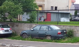 Peste 2000 de mașini abandonate pe străzile din Cluj-Napoca