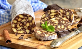Clujul are gust de salam de biscuiți cu caramel sărat! Desertul cultural va intra, în martie, în localurile din oraș. Ce se întâmplă cu banii din vânzări