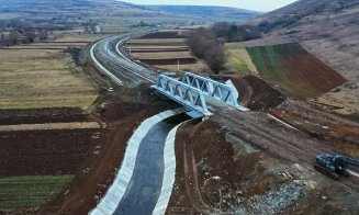 Șanse să se reia circulația cu trenurile pe o porțiune Cluj-Oradea în 2026. Pasajul de la Tăietura Turcului, punct nevralgic