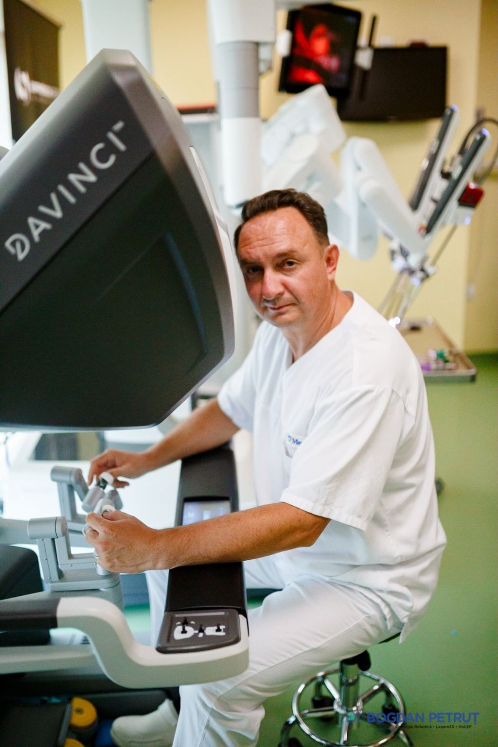 Masterclass de urologie dedicat chirurgiei robotice Da Vinci și tehnicilor HoLEP, la Cluj. Noile tehnici transformă chirurgia radicală și oferă șanse 