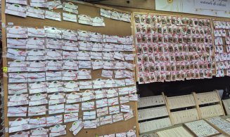 Turul târgurilor de mărțișoare din Cluj-Napoca: De la obiecte lucrate manual, la flori, dulciuri și bucate tradiționale. Ce prețuri sunt