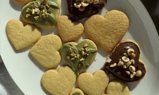 Iubita lui Paszkany, care i-ar putea fi fiică, se laudă cu cadourile de lux pe care i le servește milionarul, fost patron la CFR Cluj