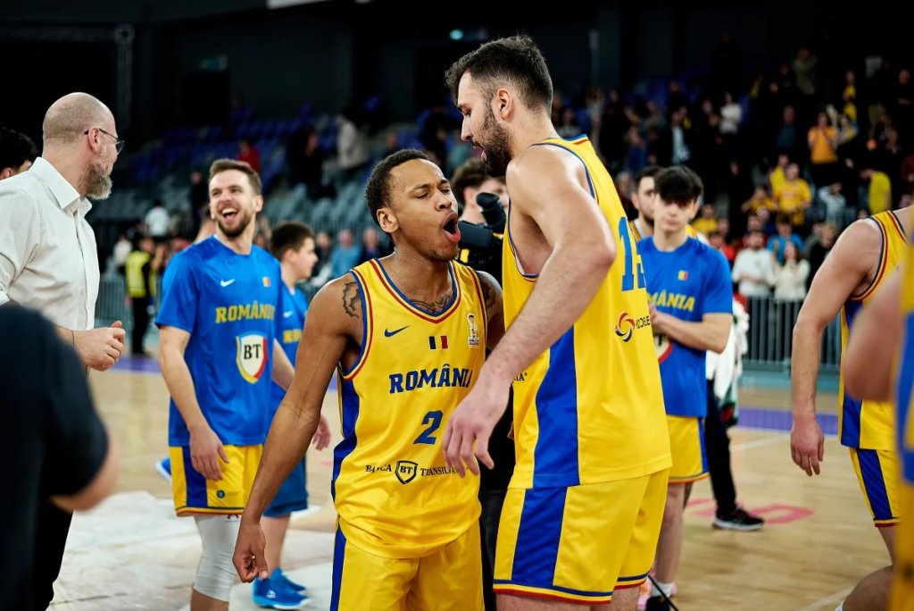 Cum s-au descurcat baschetbaliștii de la U-BT la loturile naționale. Russell, decisiv în victoria României