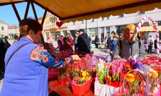 Primăvara a sosit la Turda: Târgul Mărțișorului e deschis până pe 8 martie