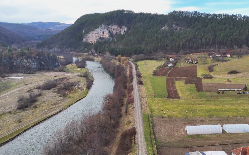 Calea ferată Cluj - Episcopia Bihor: Stadiul lucrărilor pe toate cele 4 loturi la început de 2026